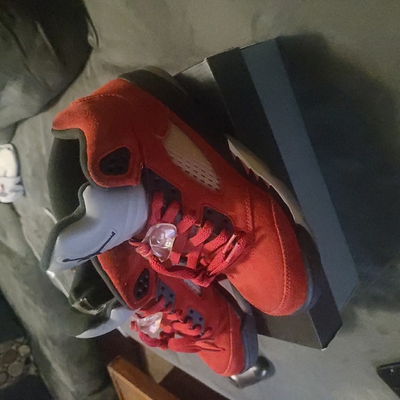 JORDANS - Picture 3 of 3